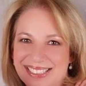 Meet your Posher, Rona